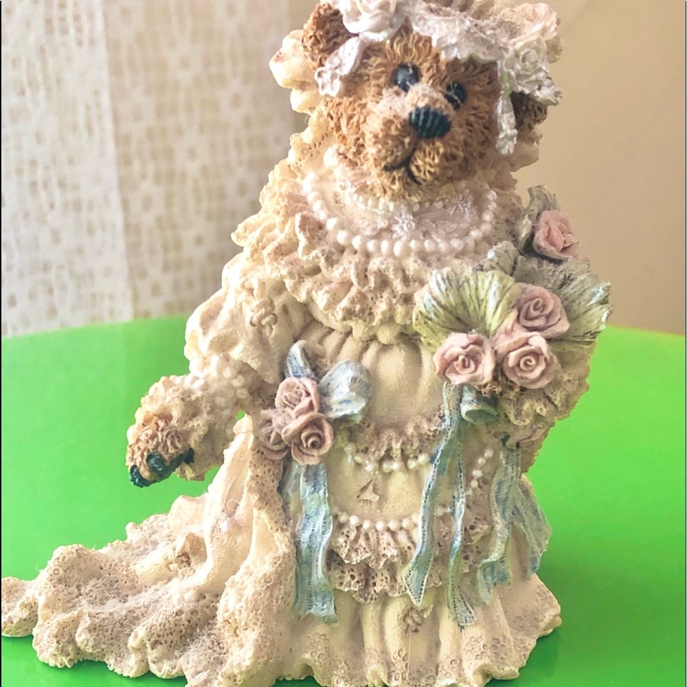 Boyds Bears Bailey the Bride Figurine